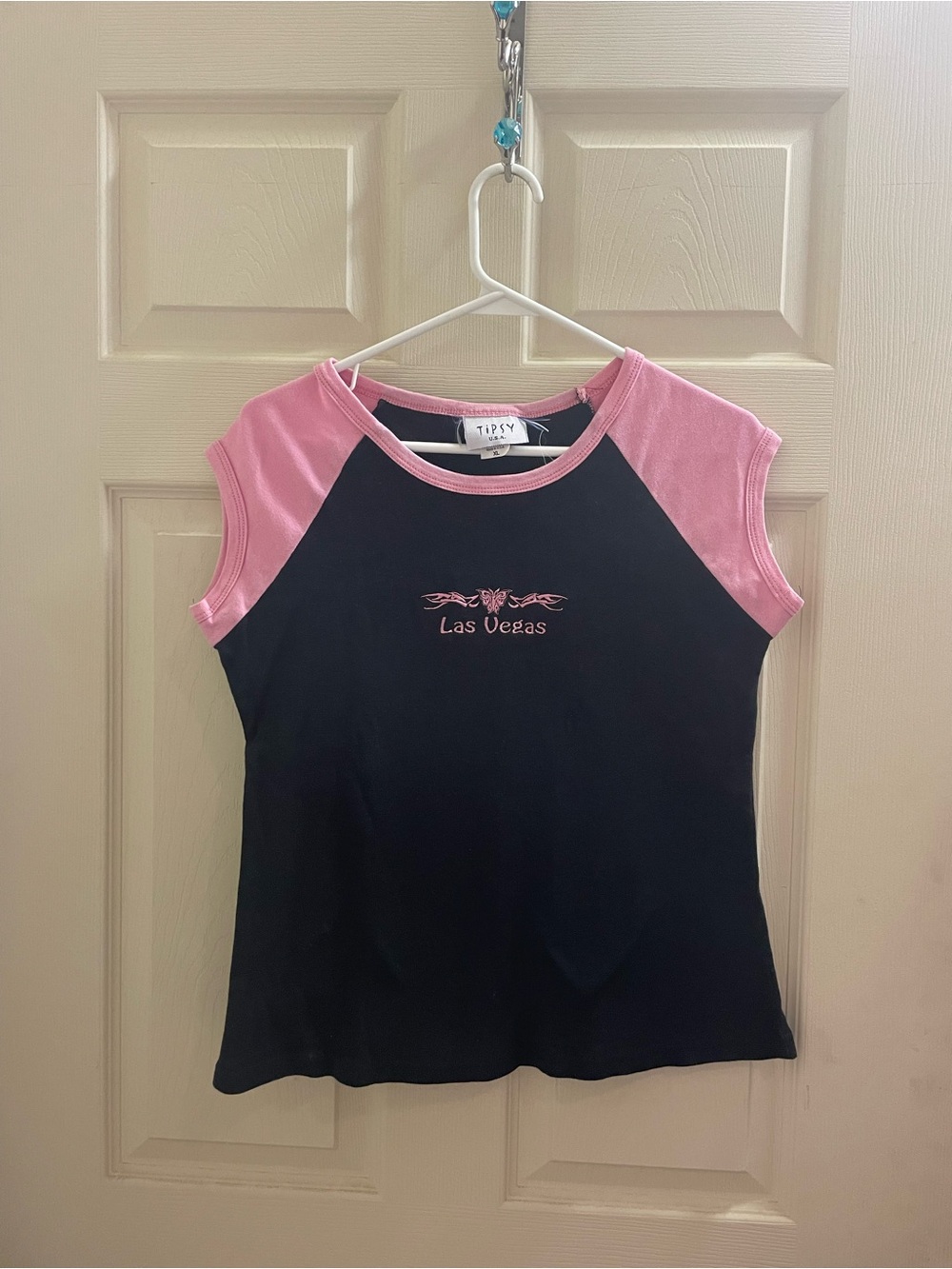 Tipsy Las Vegas Black & Pink Raglan Tee Y2K